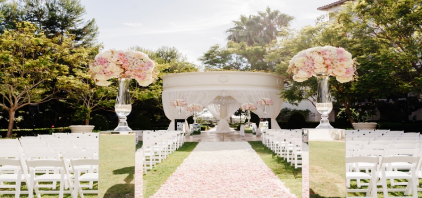 Want a luxury wedding Here’s a secret to planning the one